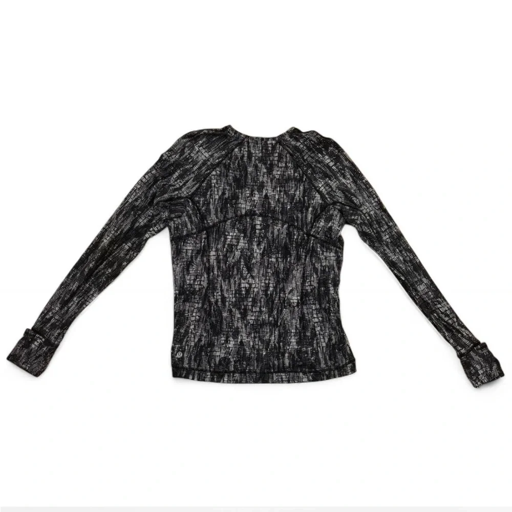 lululemon athletica Black and Gray Long Sleeve Top - Picture 2 of 4